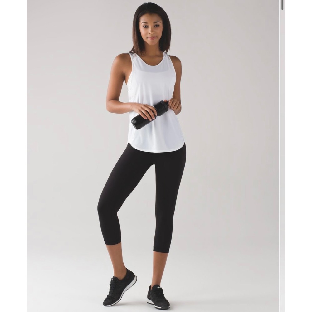 Lululemon Wunder Under Crop (Hi-Rise) *Full-On Luxtreme 21"
Black Leggings‎